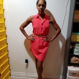 Sleeveless Coral mididress